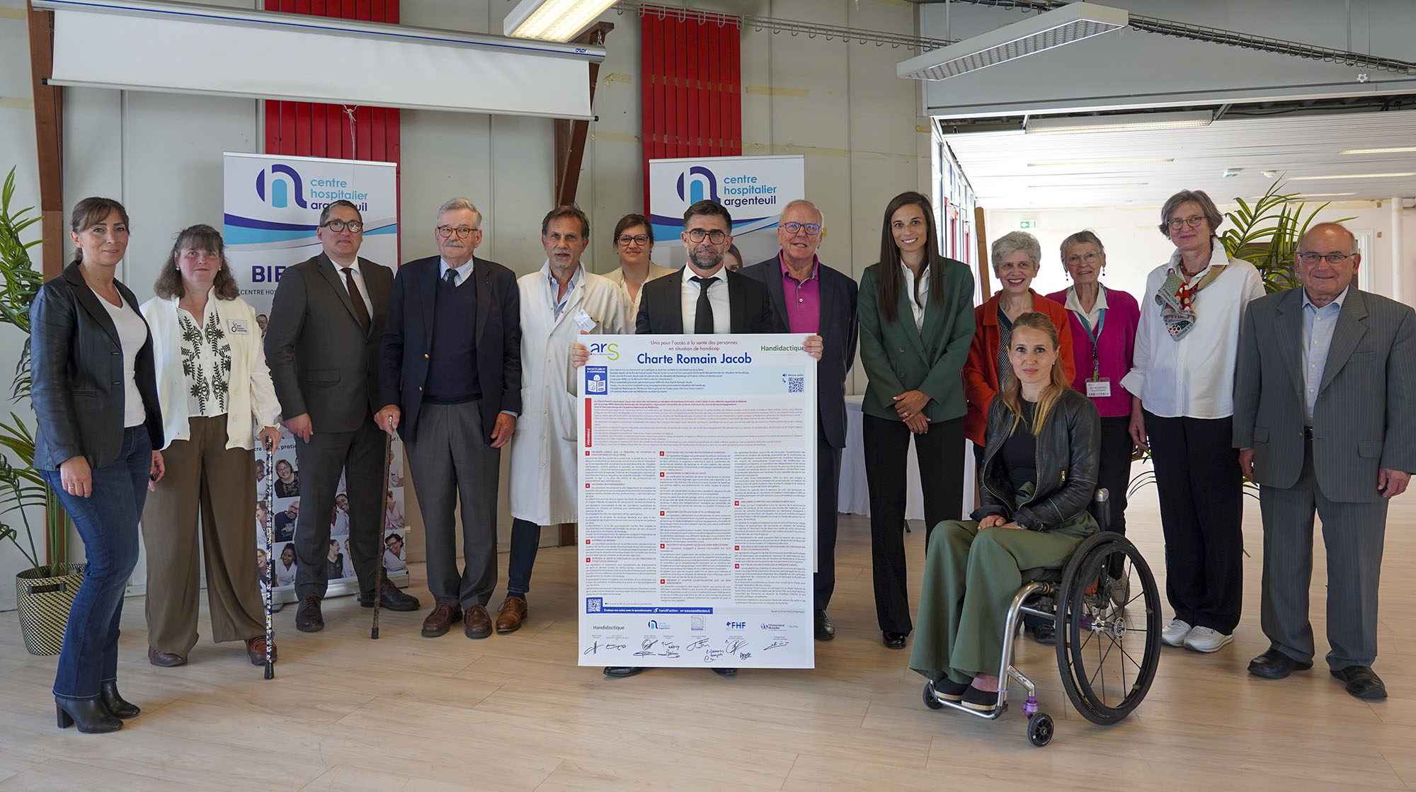 Le CHA devient le 1er hôpital public du Val-d’Oise à signer la Charte Romain Jacob